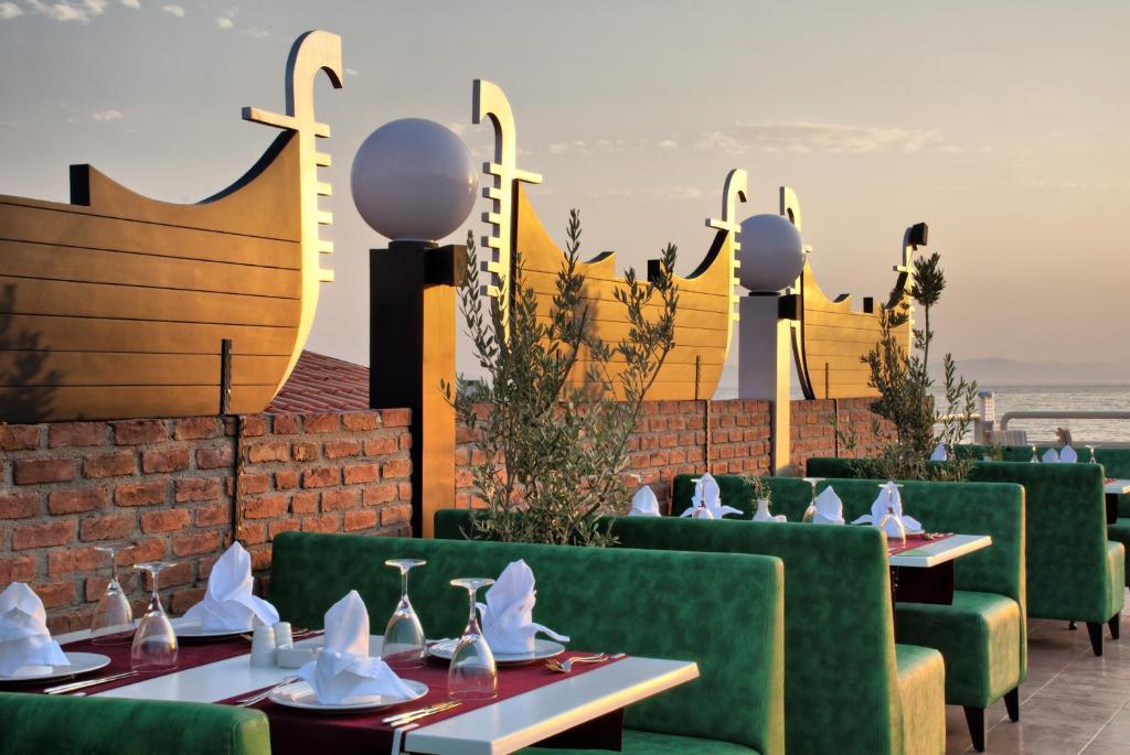 Ephesia Holiday Beach Club Kusadası Exterior foto